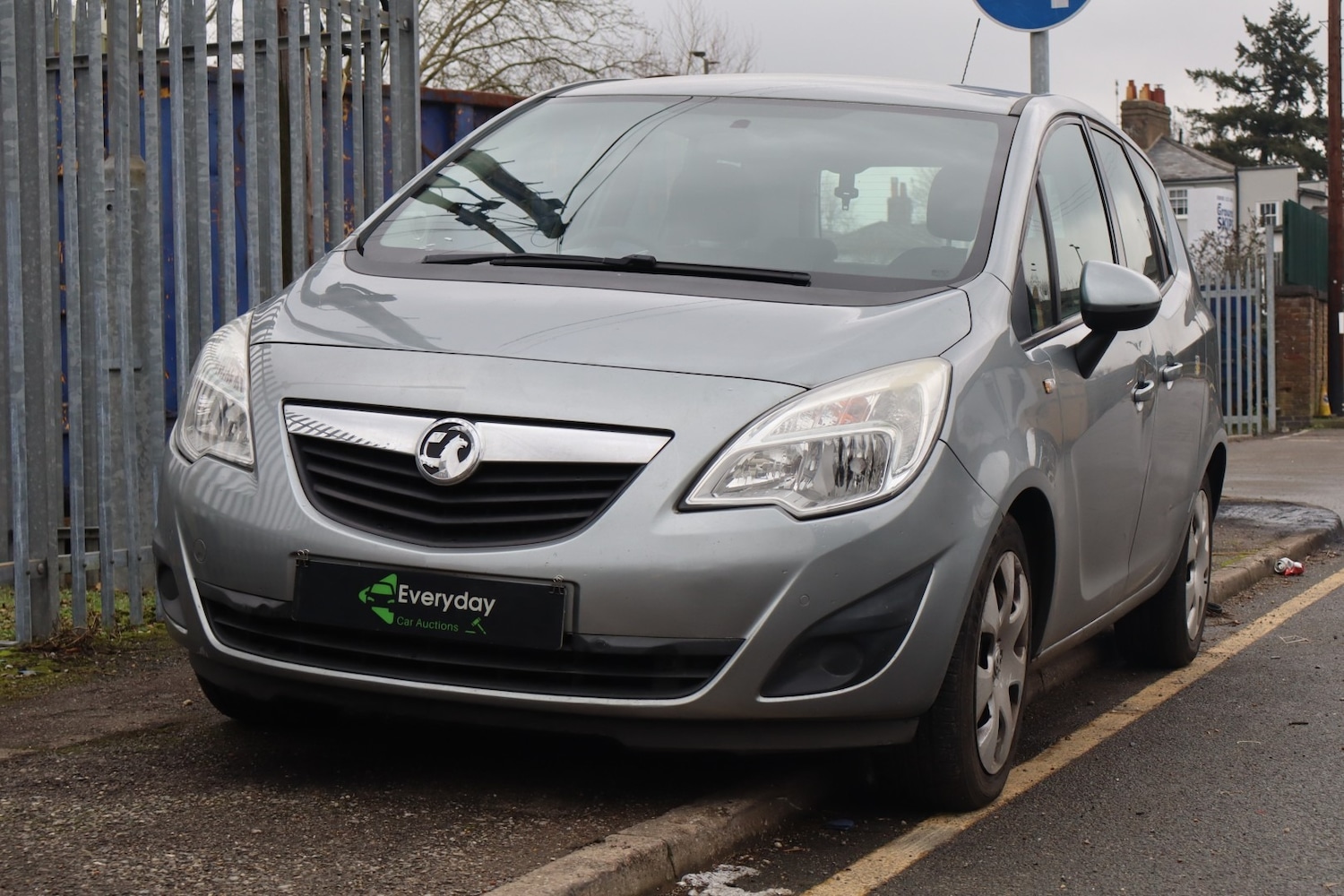 Used Vauxhall Meriva 2013 for sale - 77404842: Photo 2