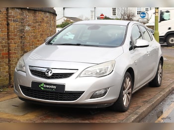 Used Vauxhall Astra 2010 for sale - 77490098: Photo