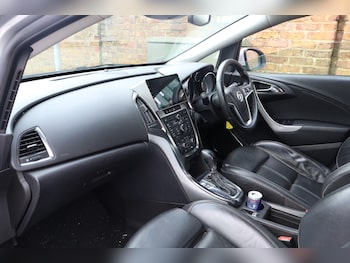 Used Vauxhall Astra 2010 for sale - 77490098: Photo