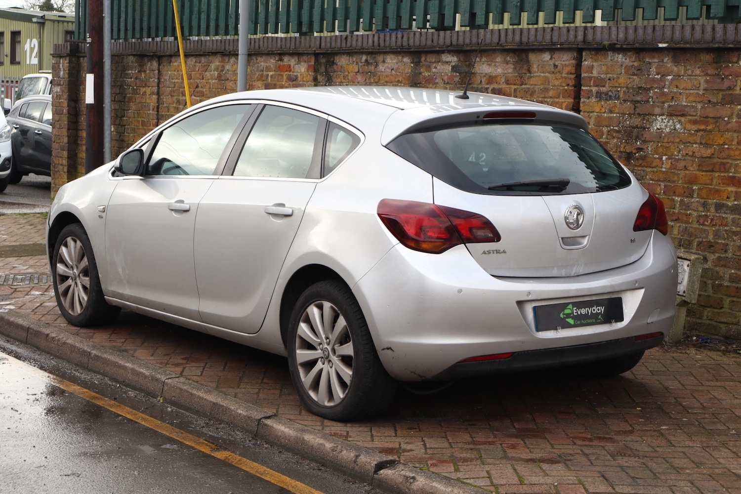 Used Vauxhall Astra 2010 for sale - 77490098: Photo 5
