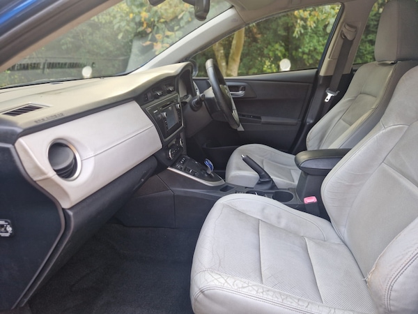Used Toyota Auris 2013 for sale - 76218952: Photo 13