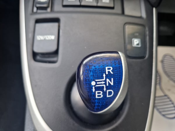 Used Toyota Auris 2013 for sale - 76218952: Photo 16
