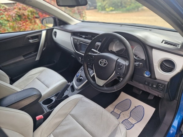 Used Toyota Auris 2013 for sale - 76218952: Photo 17