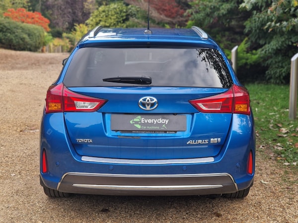 Used Toyota Auris 2013 for sale - 76218952: Photo 18