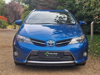 Toyota - Auris