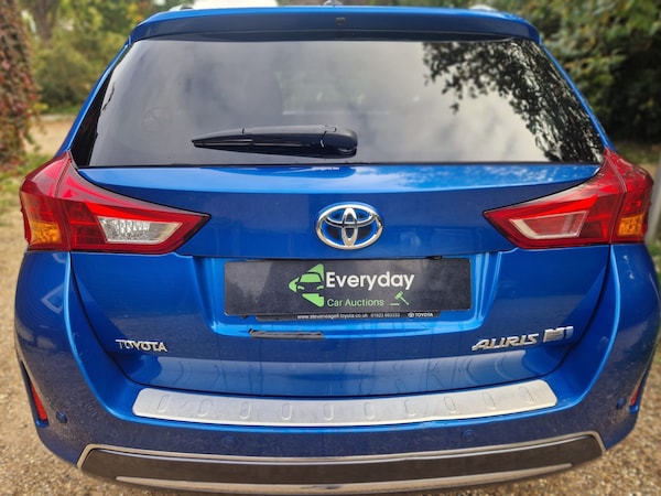 Used Toyota Auris 2013 for sale - 76218952: Photo 21