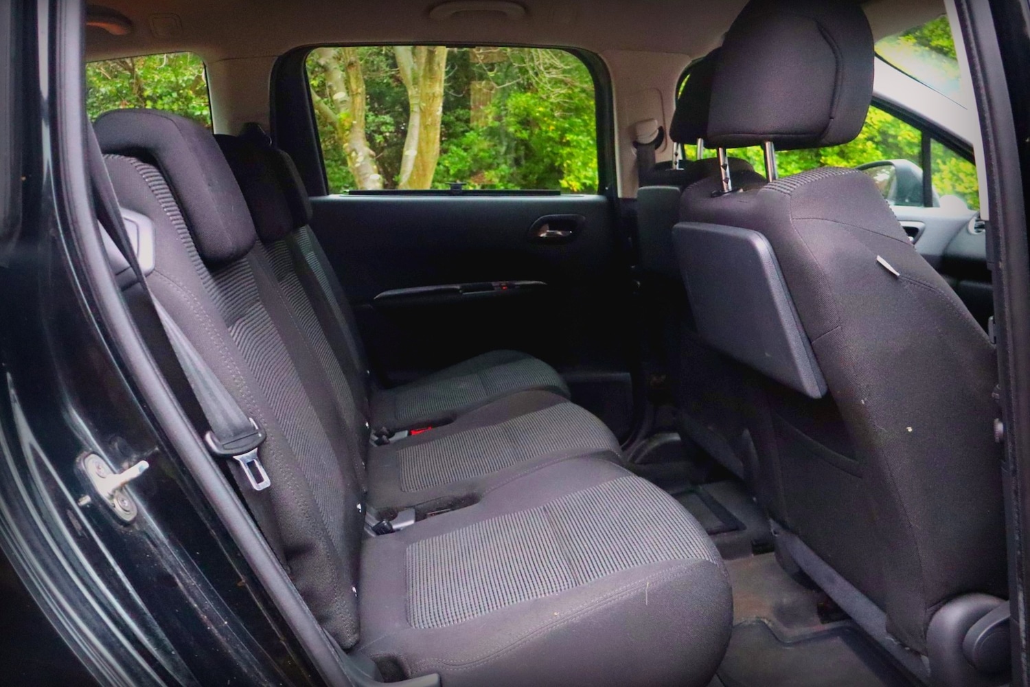 Used Peugeot 5008 2010 for sale - 76979807: Photo 12