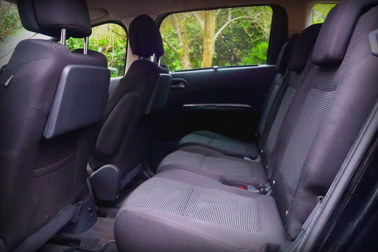 Used Peugeot 5008 2010 for sale - 76979807: Photo 14