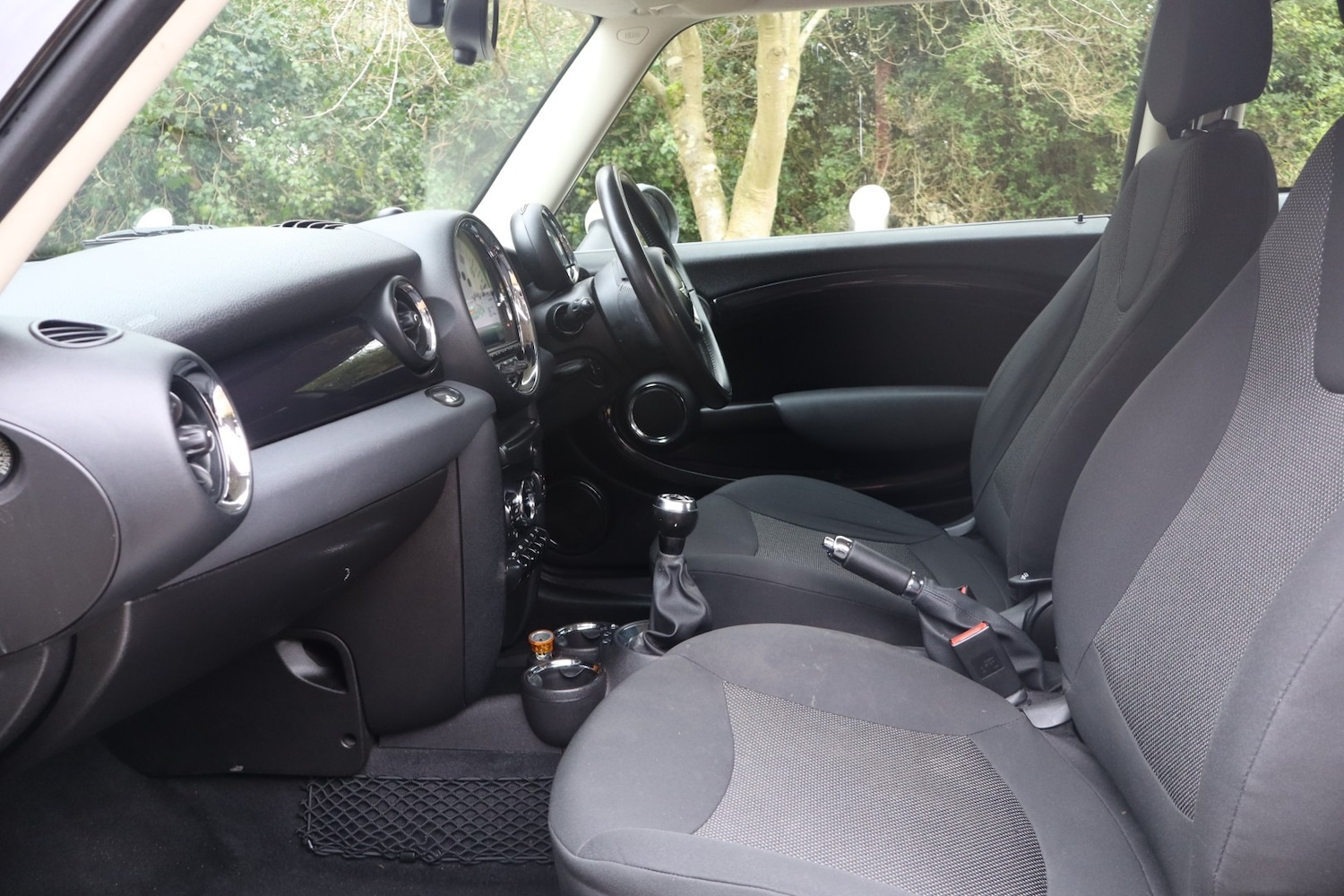 Used MINI Hatch 2010 for sale - 77629434: Photo 4