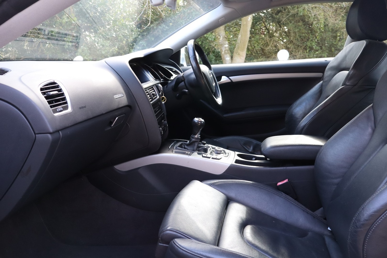 Used Audi A5 2011 for sale - 77888548: Photo 4