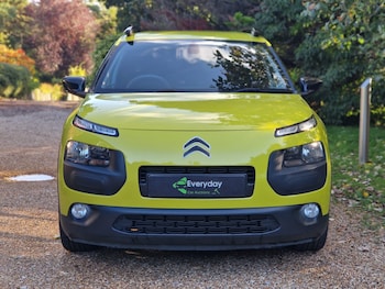 Used Citroen C4 Cactus 2015 for sale - 76171014: Photo