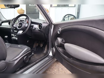 Used MINI Hatch 2006 for sale - 78254067: Photo