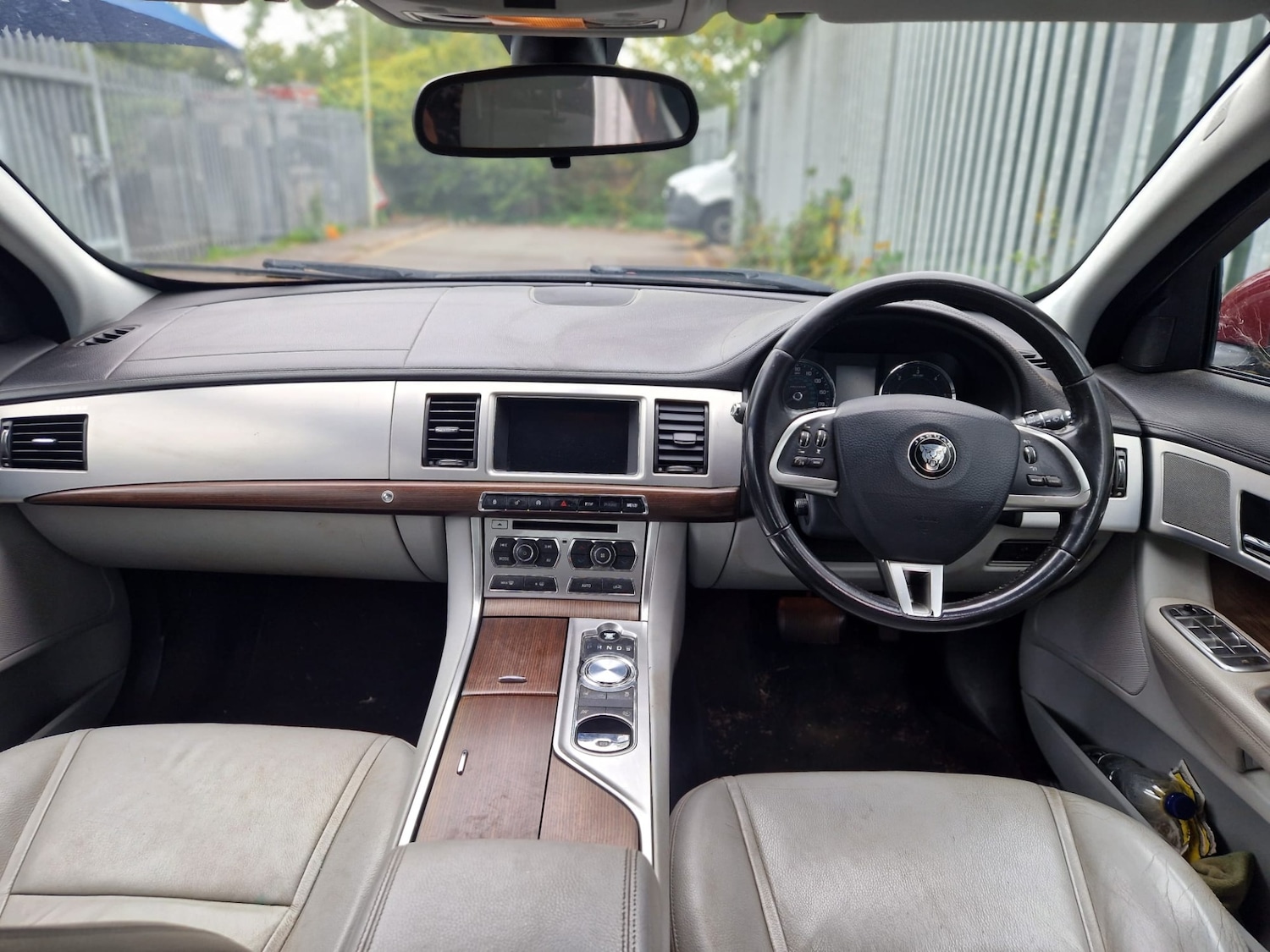 Used Jaguar XF 2014 for sale - 76193502: Photo 4