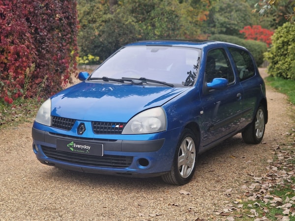 Used Renault Clio 2004 for sale - 76299636: Photo 6