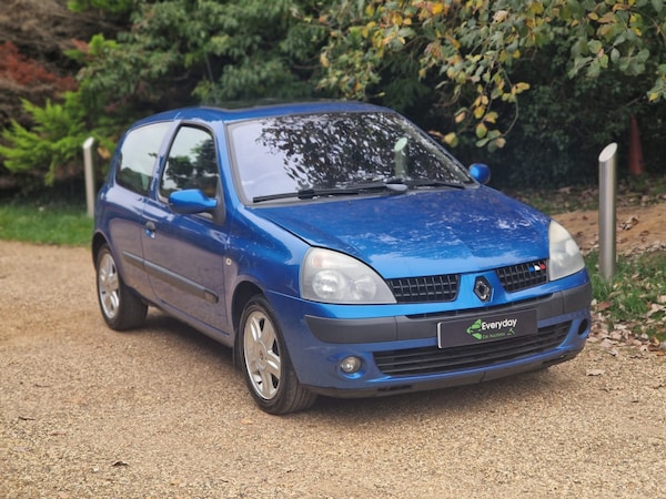 Used Renault Clio 2004 for sale - 76299636: Photo 7