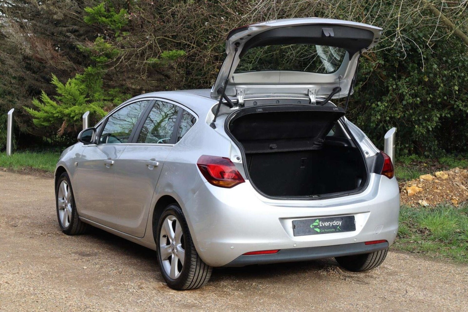 Used Vauxhall Astra 2012 for sale - 77910141: Photo 11