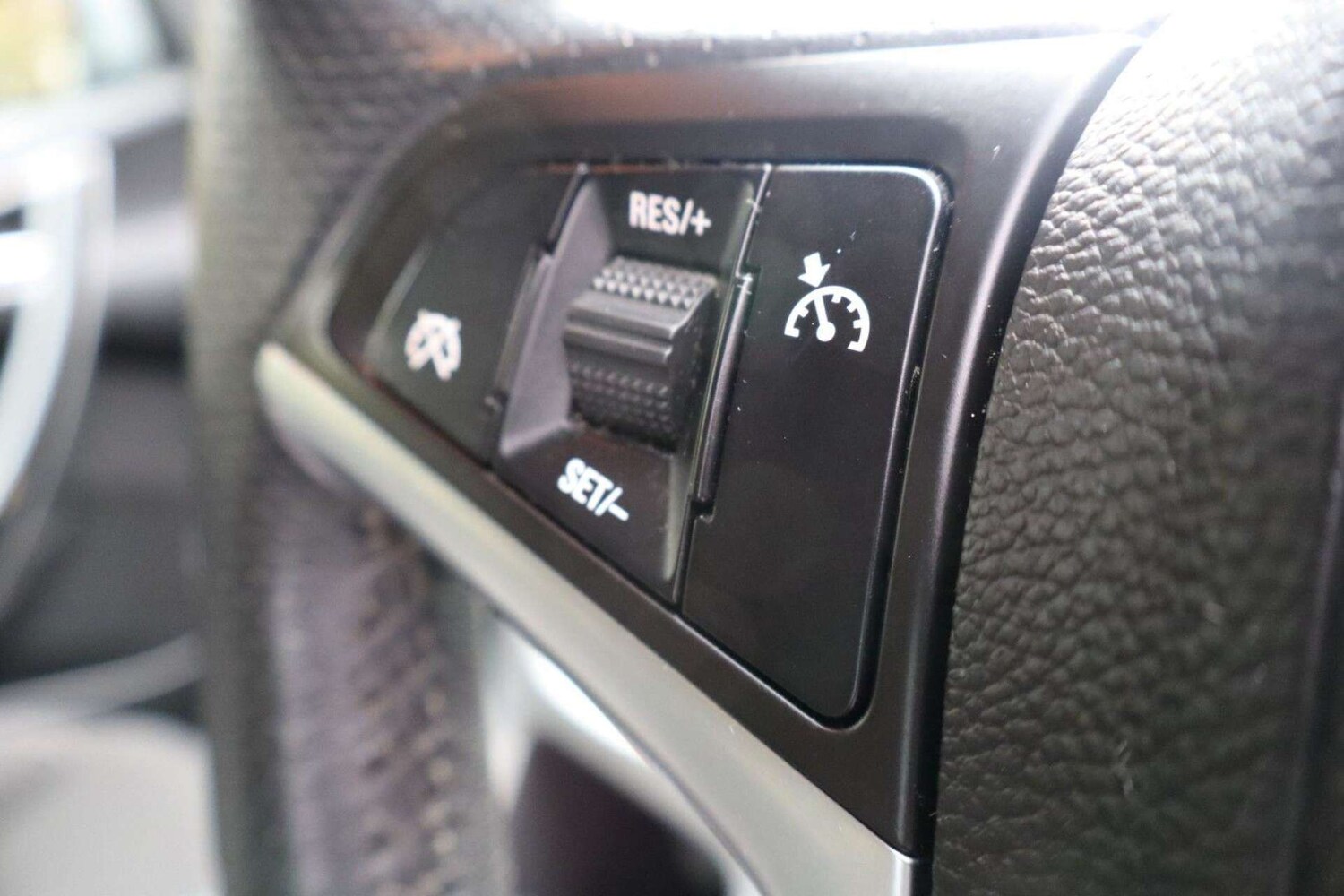 Used Vauxhall Astra 2012 for sale - 77910141: Photo 19