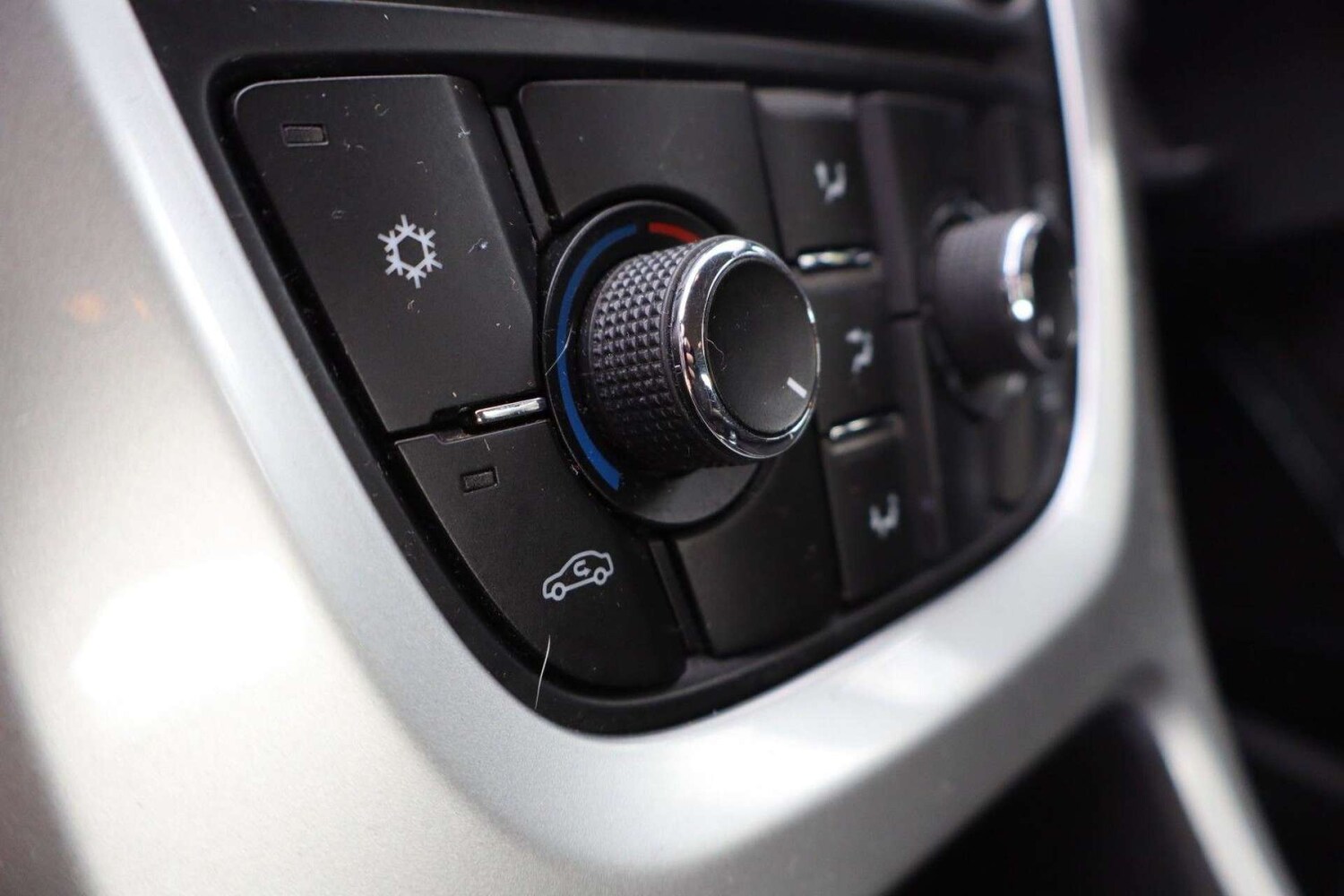 Used Vauxhall Astra 2012 for sale - 77910141: Photo 21