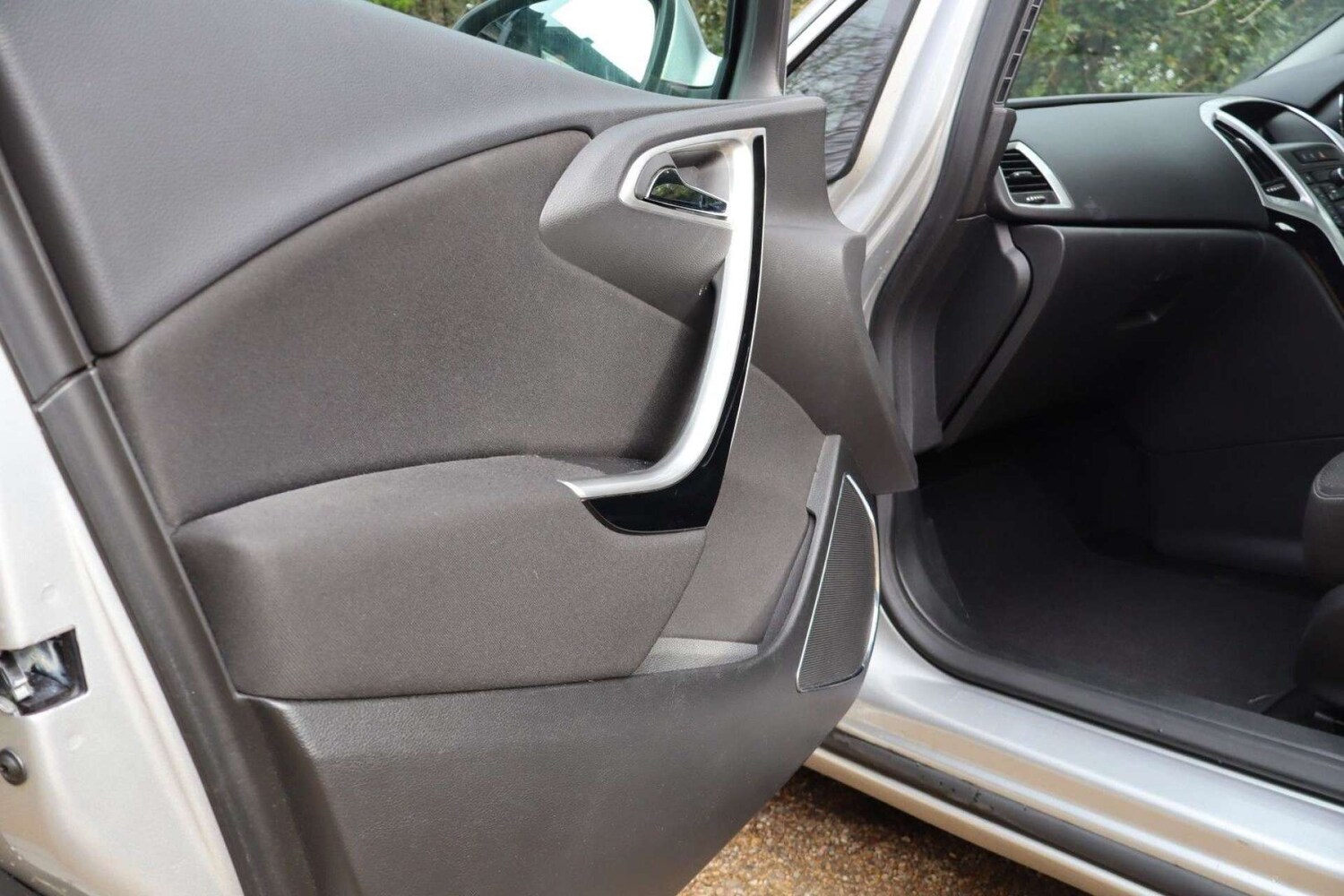 Used Vauxhall Astra 2012 for sale - 77910141: Photo 23