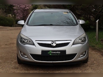 Used Vauxhall Astra 2012 for sale - 77910141: Photo