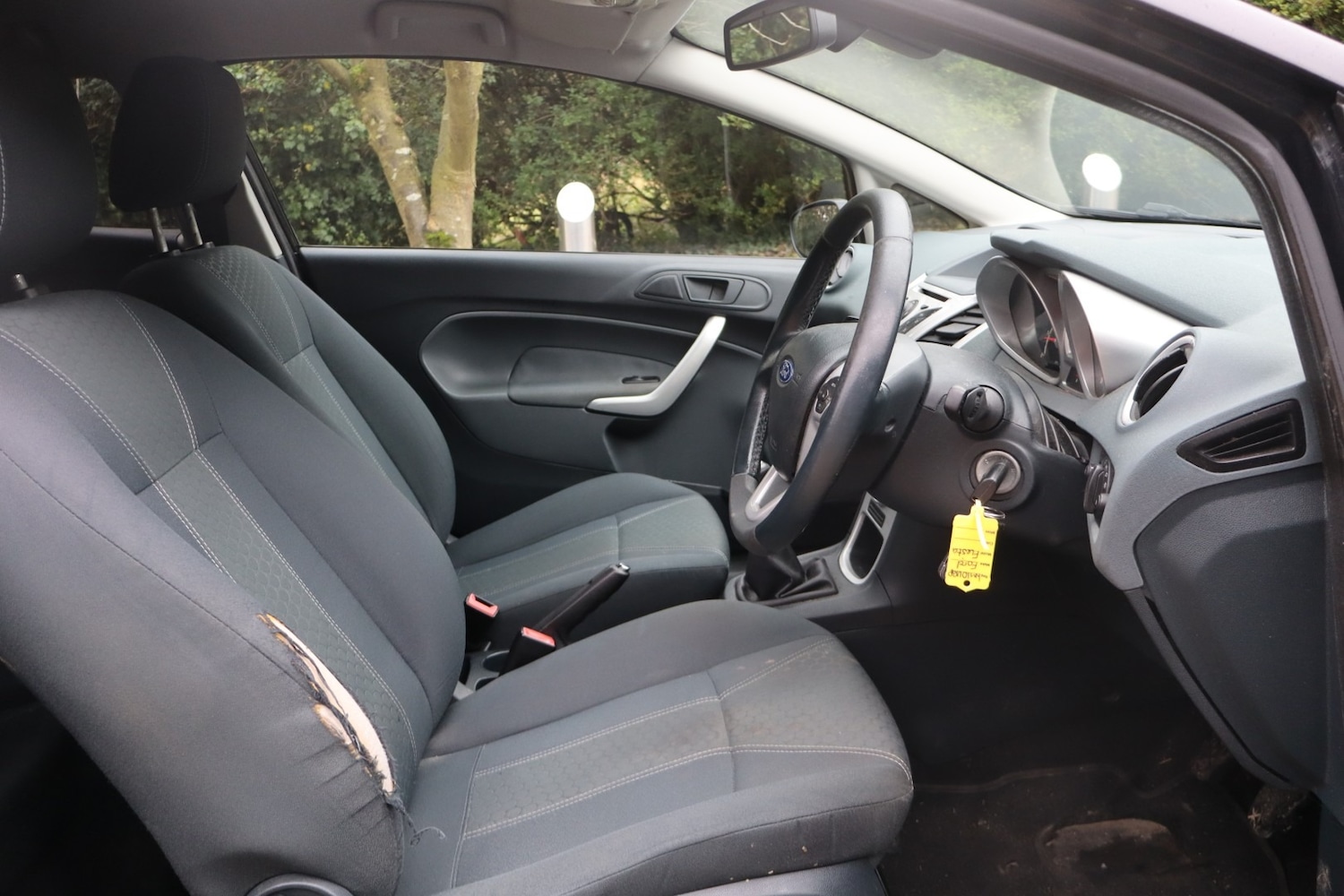 Used Ford Fiesta 2010 for sale - 77247872: Photo 12