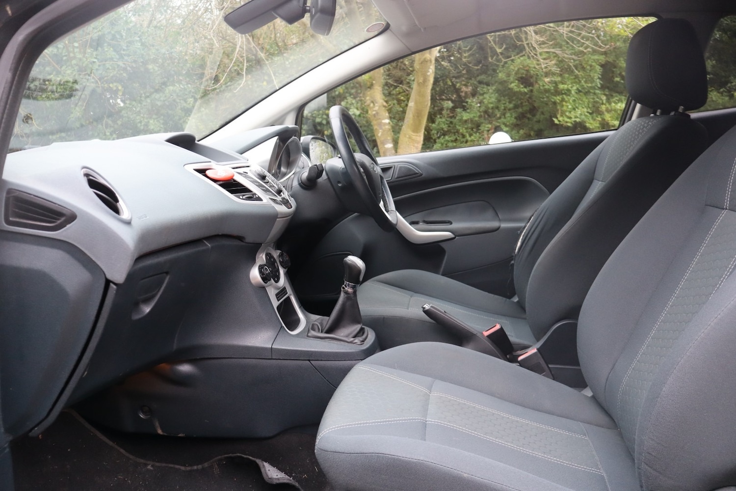 Used Ford Fiesta 2010 for sale - 77247872: Photo 14