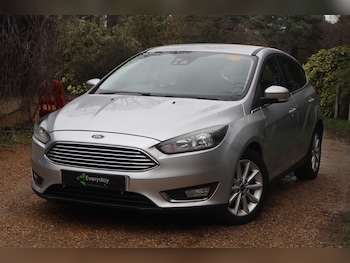 Used Ford Focus 2015 for sale - 77687948: Photo