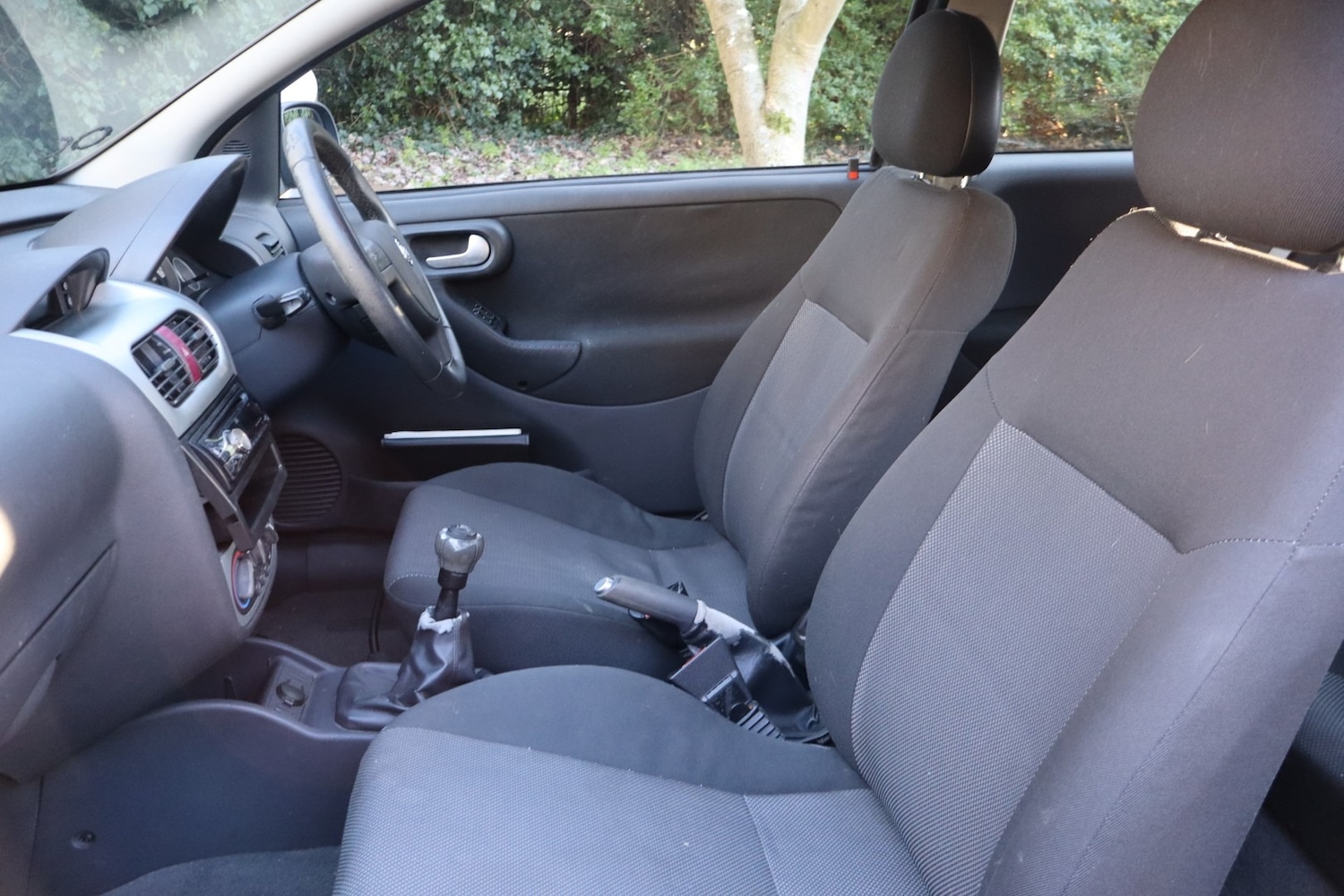 Used Vauxhall Corsa 2006 for sale - 76662658: Photo 12