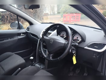 Used Peugeot 207 2009 for sale - 77296789: Photo