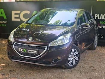 Used Peugeot 208 2013 for sale - 78726475: Photo