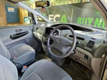 Used Toyota Previa undefined for sale - 79664124: Photo