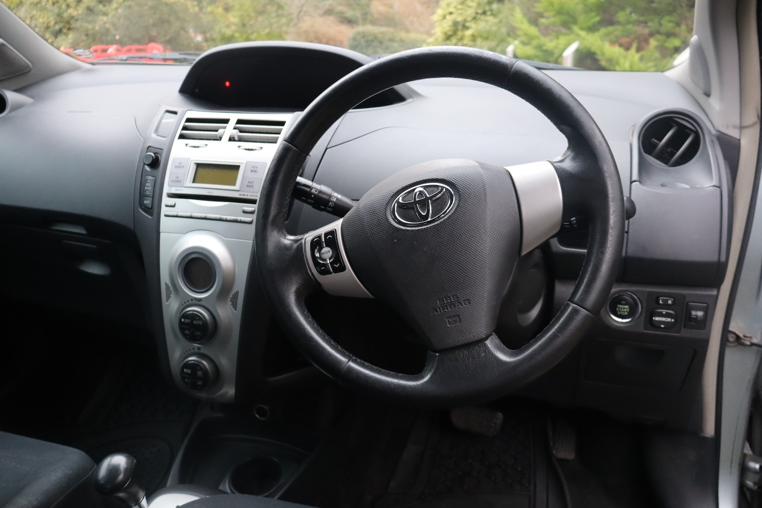Used Toyota Yaris 2007 for sale - 76722386: Photo 12