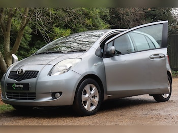 Used Toyota Yaris 2007 for sale - 76722386: Photo