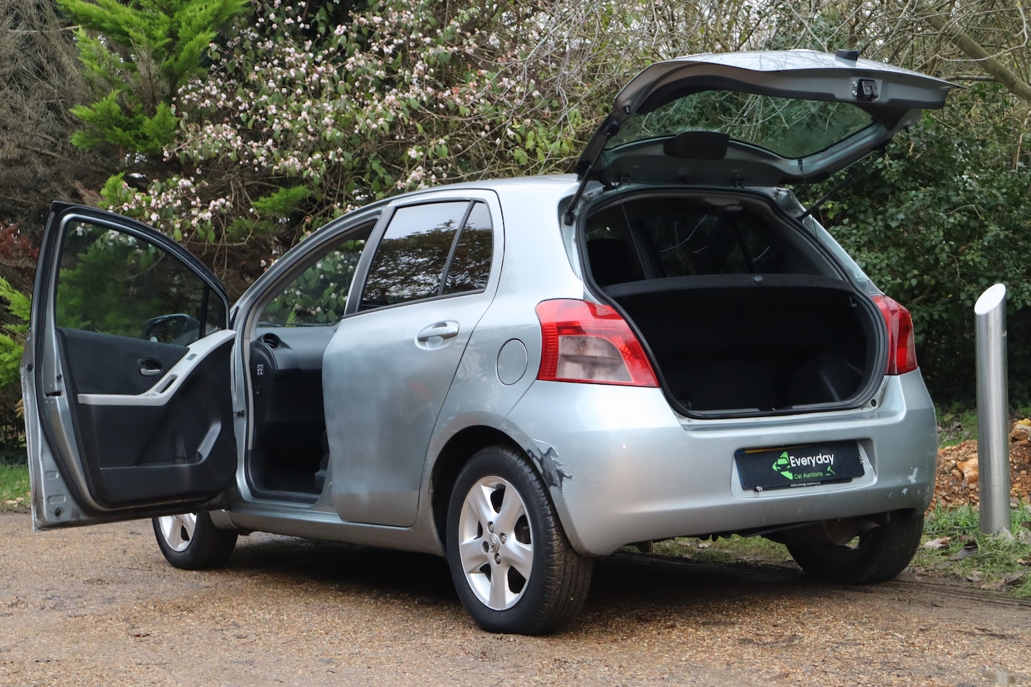Used Toyota Yaris 2007 for sale - 76722386: Photo 9
