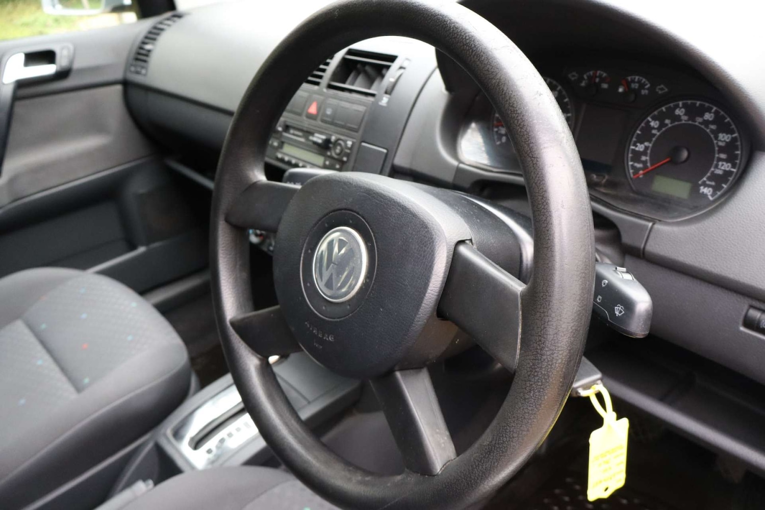 Used Volkswagen Polo 2004 for sale - 77917707: Photo 30