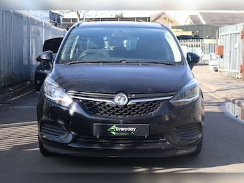 Used Vauxhall Zafira 2017 for sale - 77917703: Photo