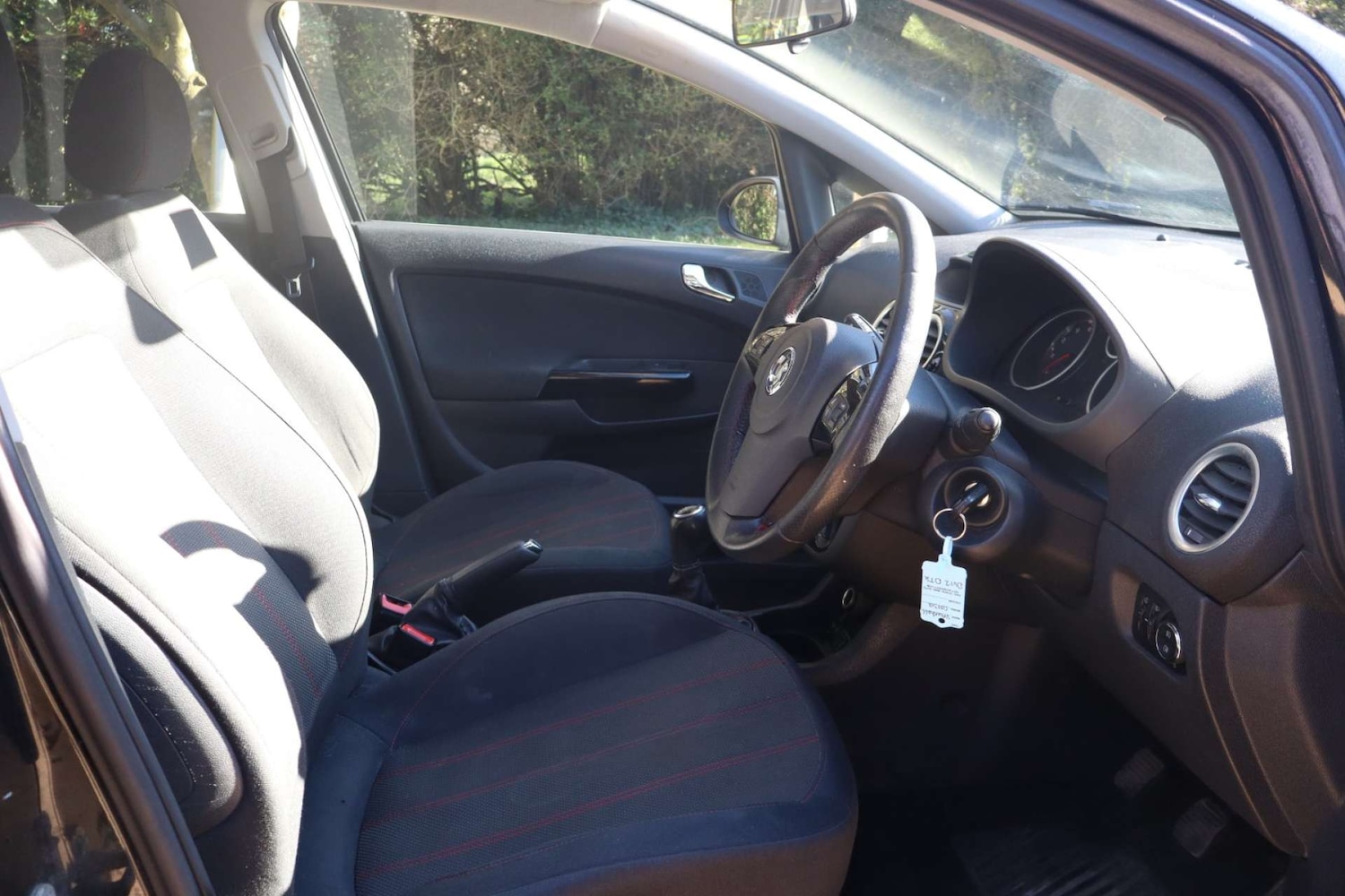 Used Vauxhall Corsa 2012 for sale - 77976967: Photo 14