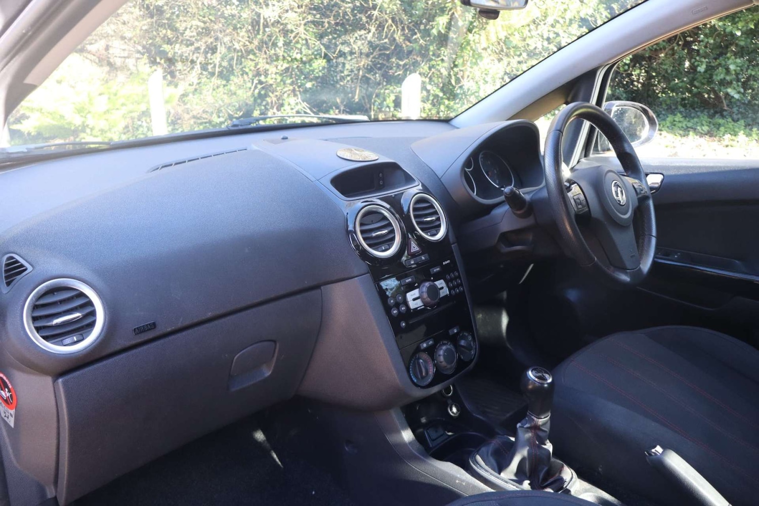 Used Vauxhall Corsa 2012 for sale - 77976967: Photo 18