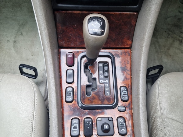 Used Mercedes-Benz CLK 1999 for sale - 76299044: Photo 17