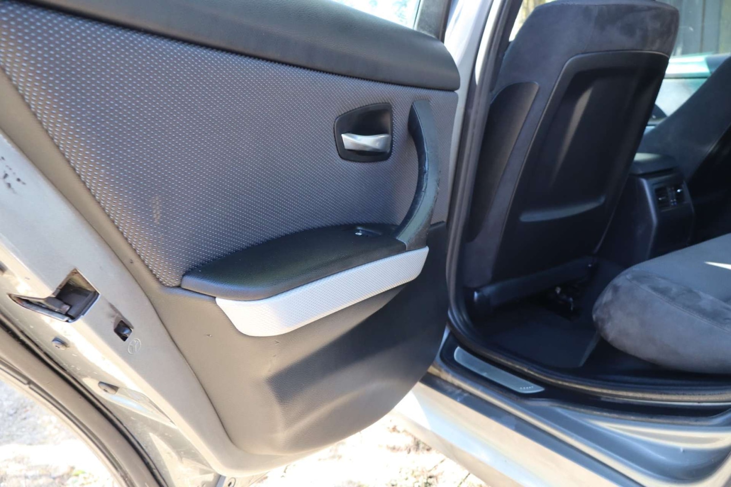 Used BMW 3 Series 2011 for sale - 78150122: Photo 20