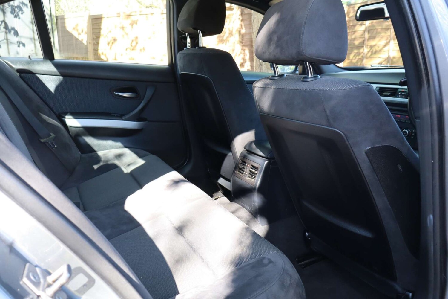 Used BMW 3 Series 2011 for sale - 78150122: Photo 43