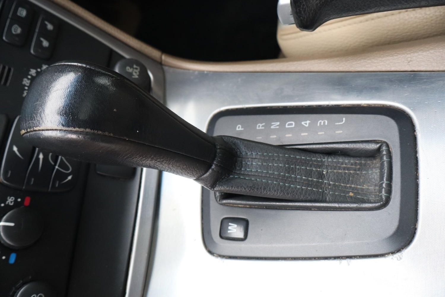 Used Volvo V70 2007 for sale - 77628876: Photo 17