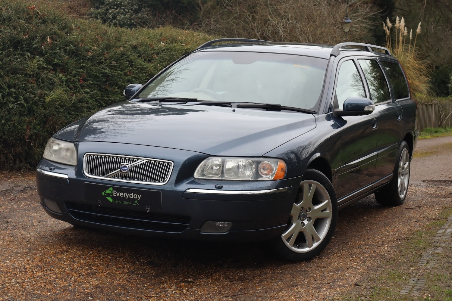 Used Volvo V70 2007 for sale - 77628876: Photo 2