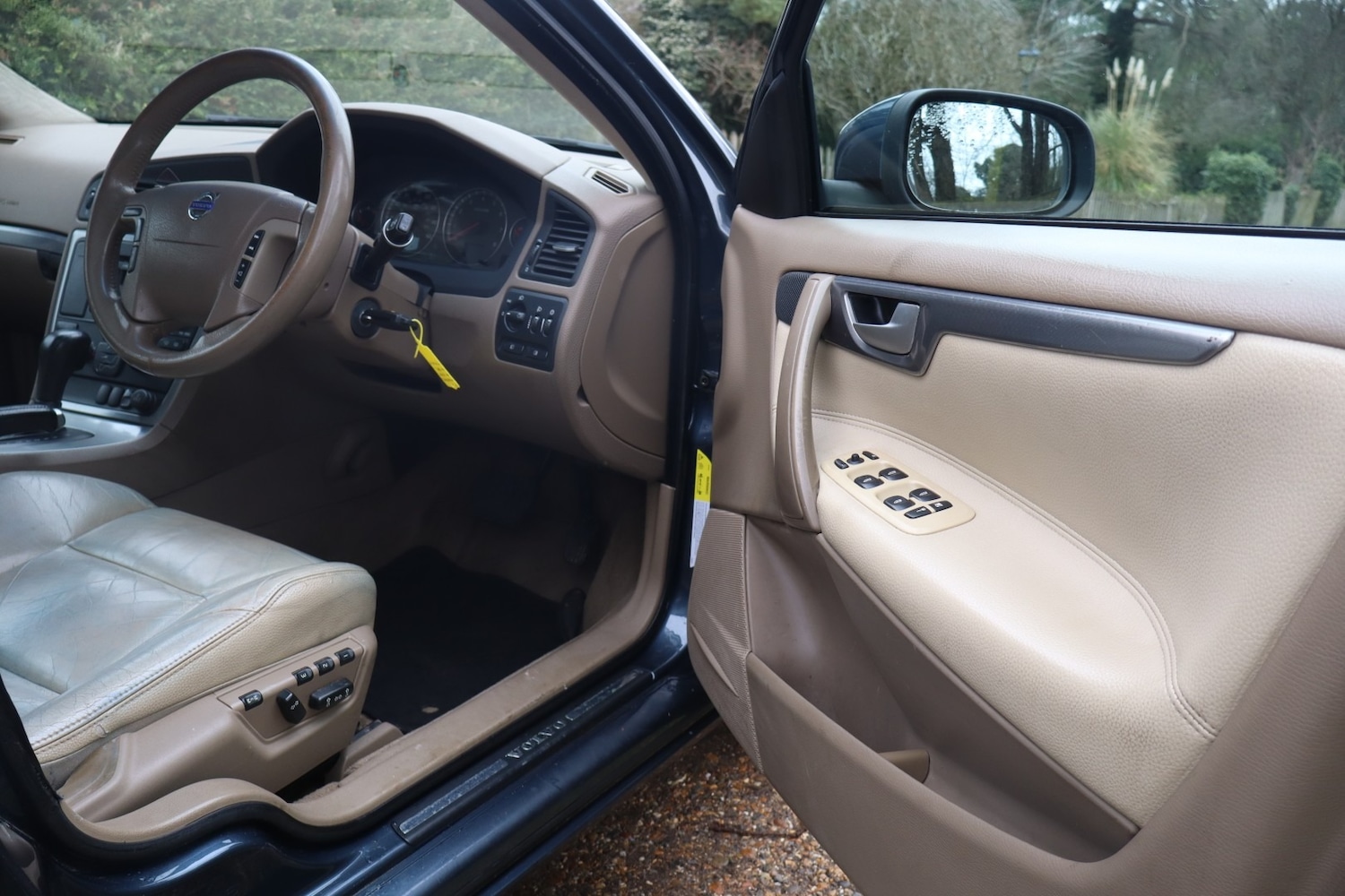 Used Volvo V70 2007 for sale - 77628876: Photo 21