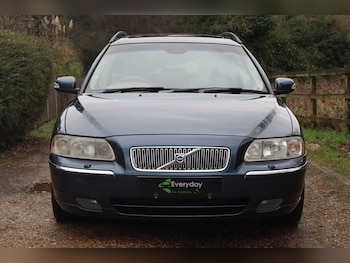 Used Volvo V70 2007 for sale - 77628876: Photo