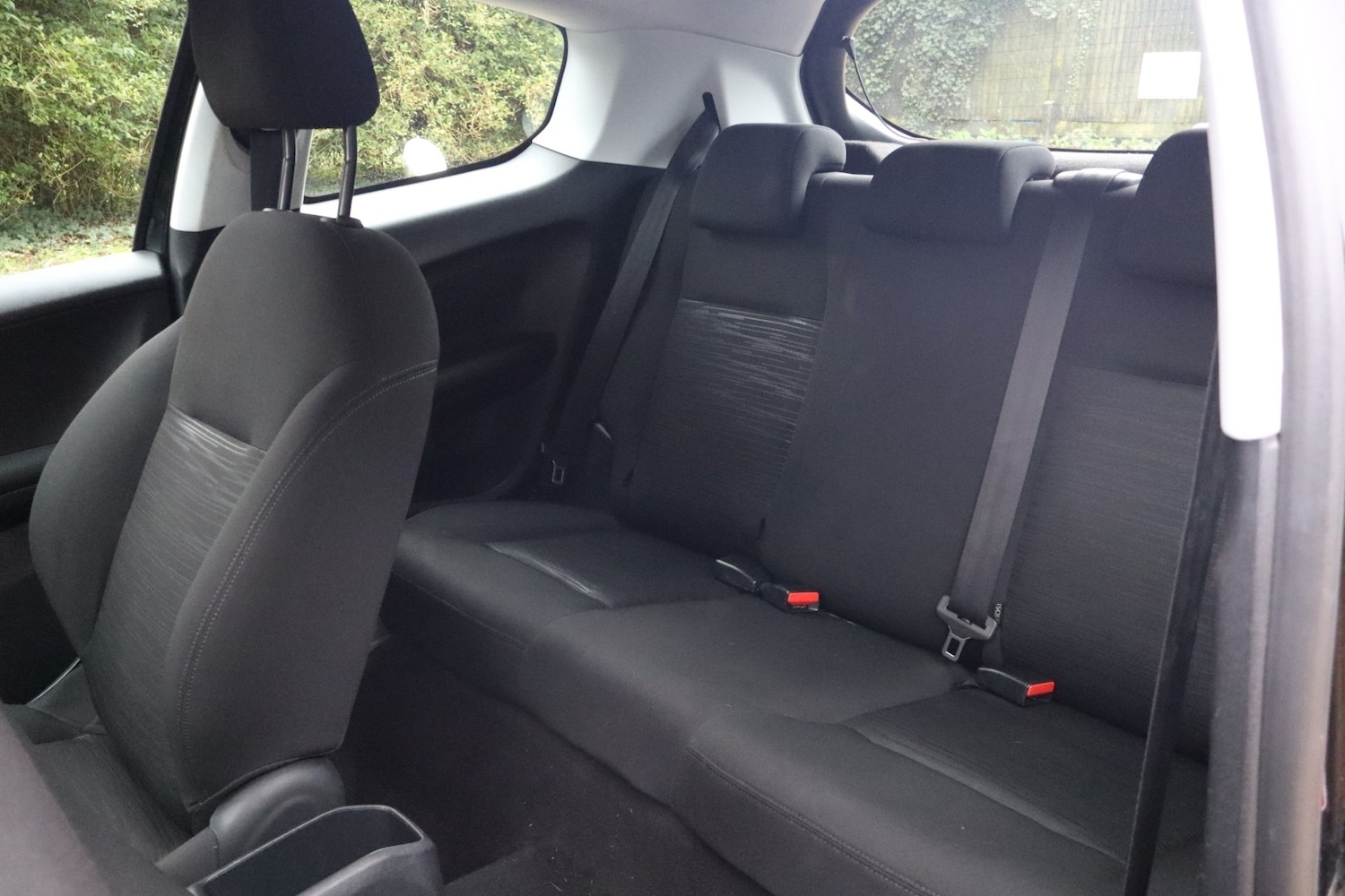 Used Peugeot 208 2012 for sale - 77530630: Photo 17