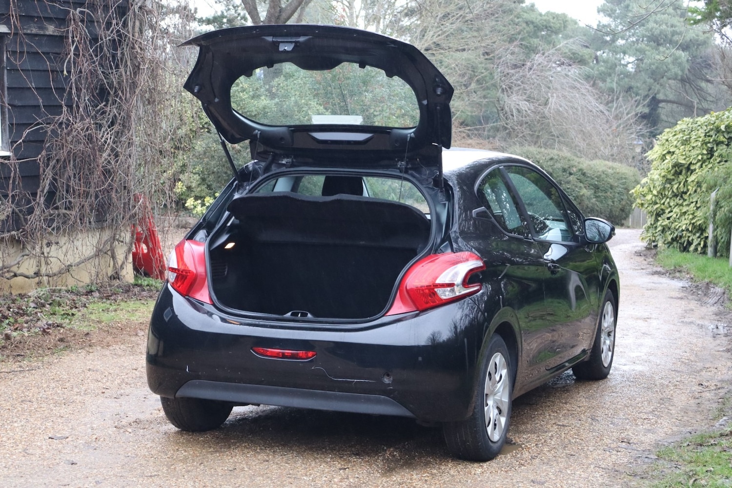 Used Peugeot 208 2012 for sale - 77530630: Photo 21