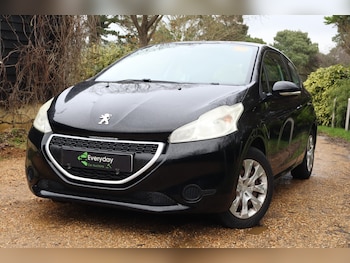 Used Peugeot 208 2012 for sale - 77530630: Photo
