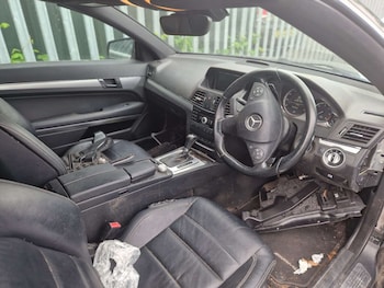 Used Mercedes-Benz E Class 2010 for sale - 78628513: Photo