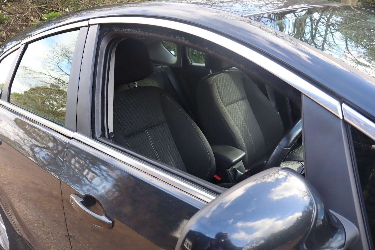 Used Vauxhall Astra 2013 for sale - 77910130: Photo 21